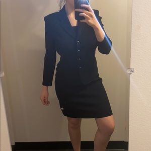 ST. JOHN Business Suit